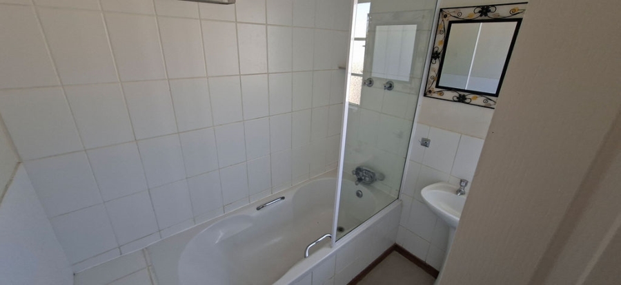 4 Bedroom Property for Sale in Klawer Western Cape